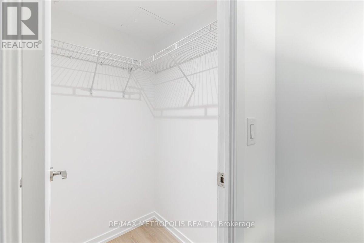 906e - 36 Lisgar Street, Toronto (Little Portugal), Ontario  M6J 0C7 - Photo 9 - C12884762