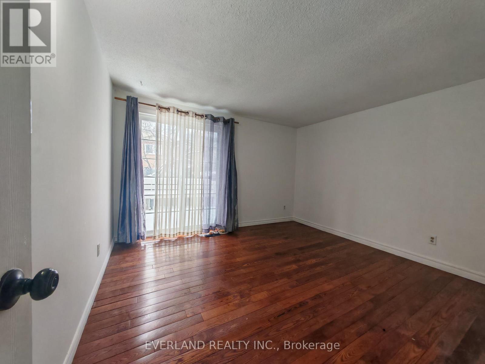 18 Camberley Court, Toronto (Malvern), Ontario  M1B 2S6 - Photo 11 - E12884760