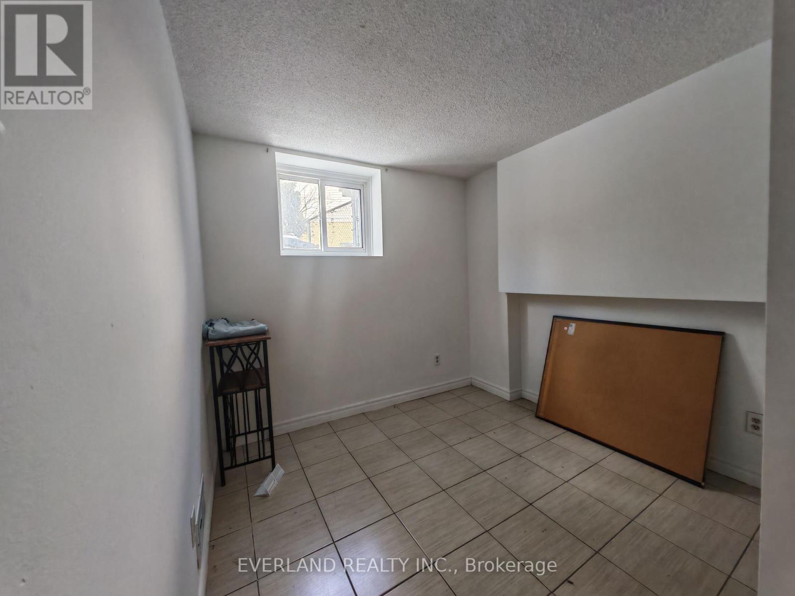 18 Camberley Court, Toronto (Malvern), Ontario  M1B 2S6 - Photo 16 - E12884760