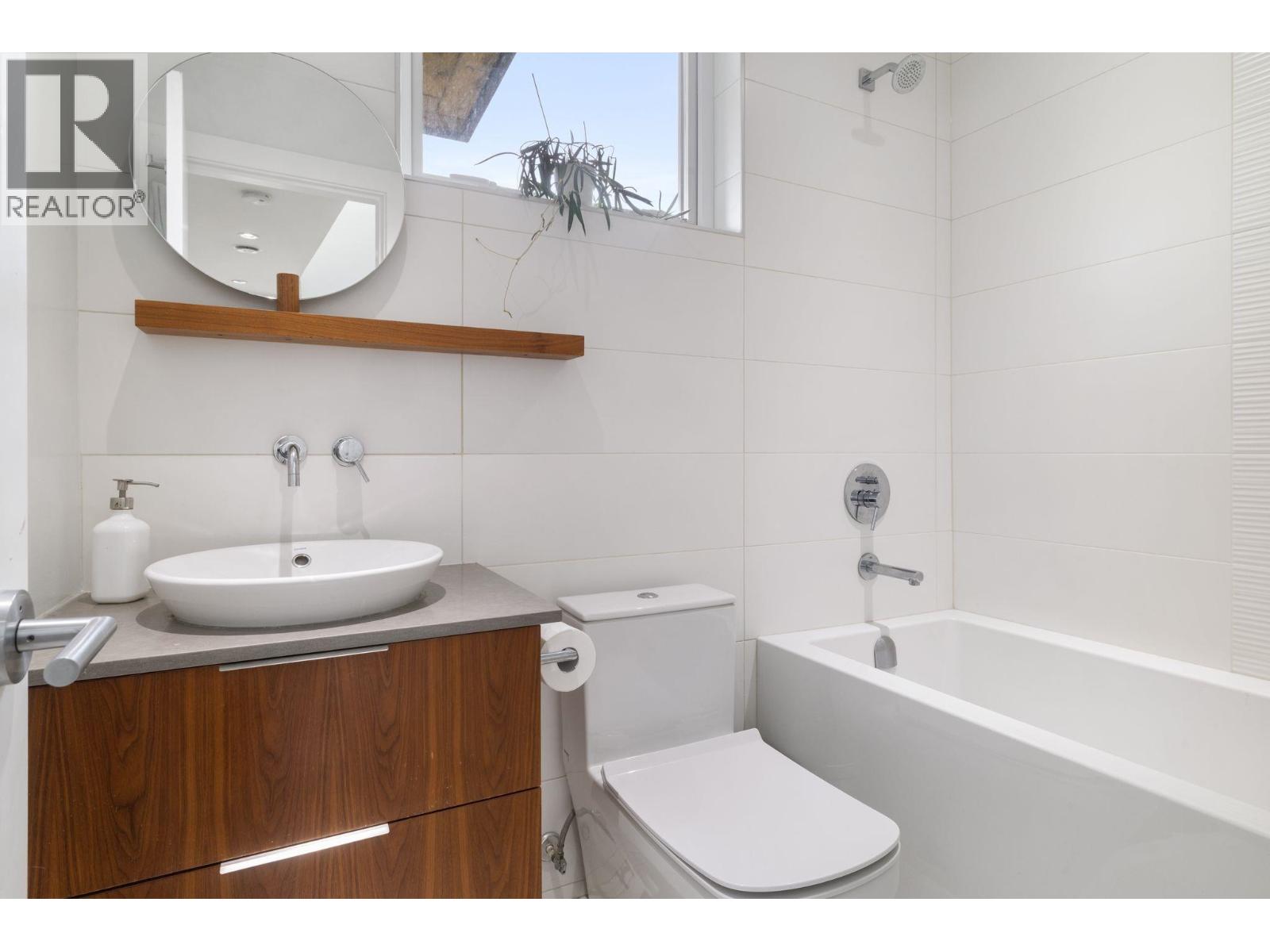 1928 Templeton Drive, Vancouver, British Columbia  V5N 4W1 - Photo 27 - R3099837