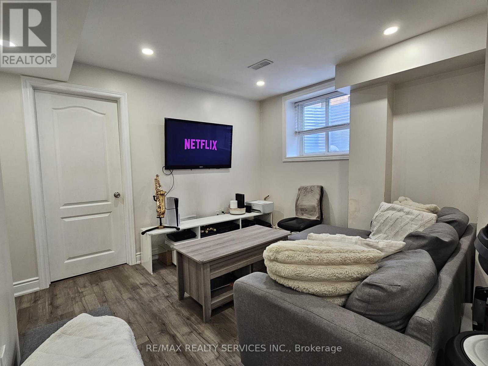 18 Creekview Court, Brampton, Ontario  L6Z 3Y2 - Photo 37 - W12884746