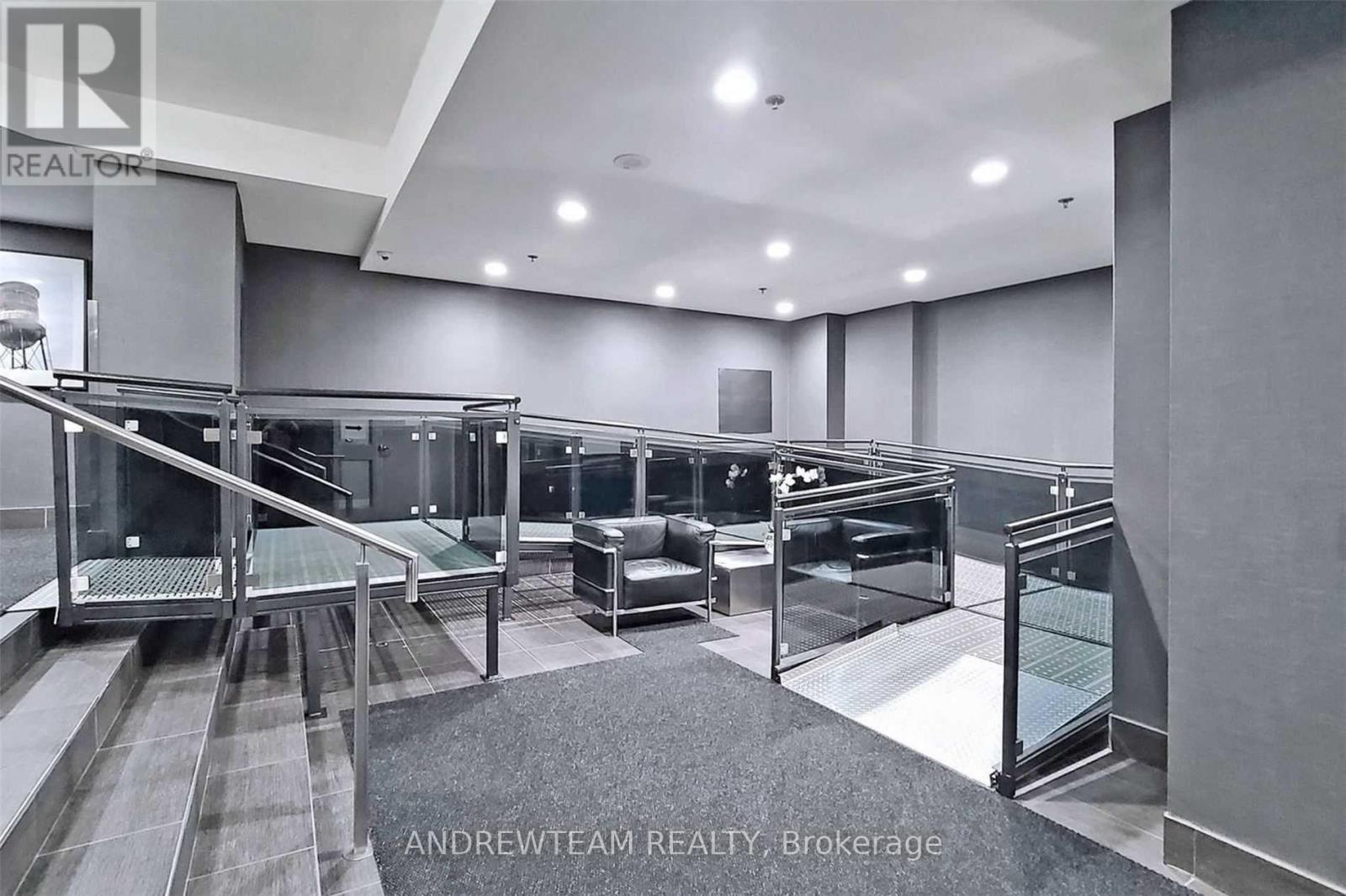 620 - 816 Lansdowne Avenue, Toronto (Dovercourt-Wallace Emerson-Junction), Ontario  M6H 4K6 - Photo 11 - W12839694