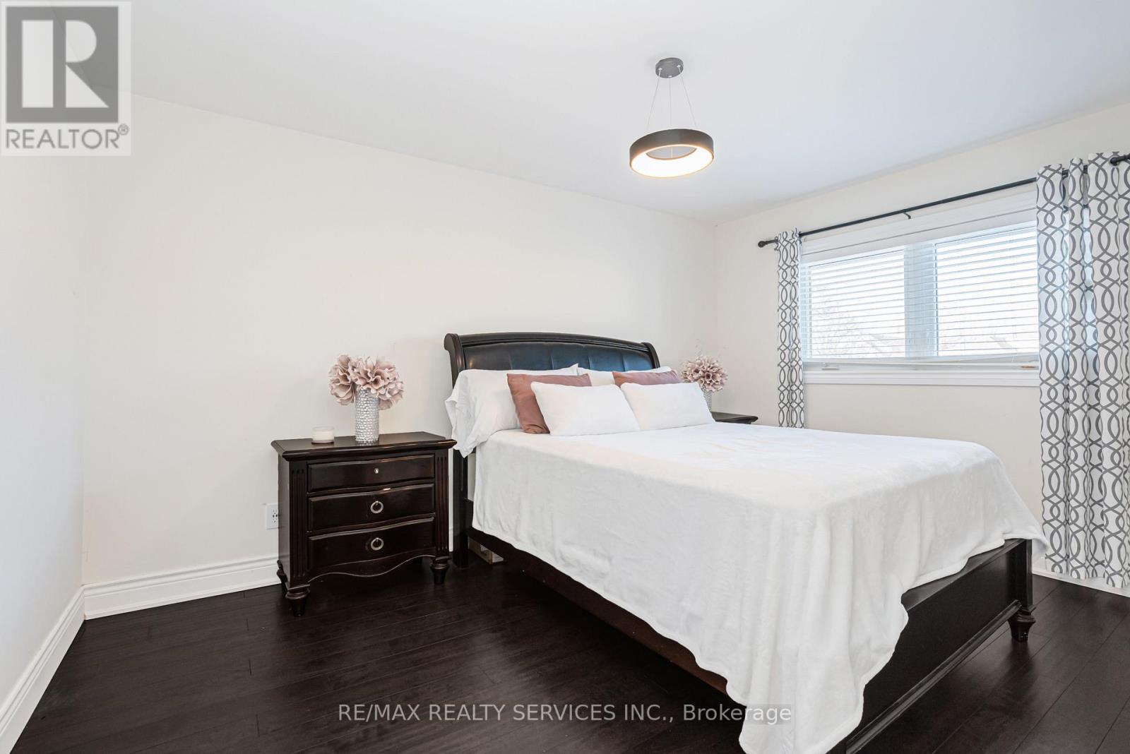 18 Creekview Court, Brampton, Ontario  L6Z 3Y2 - Photo 24 - W12884746