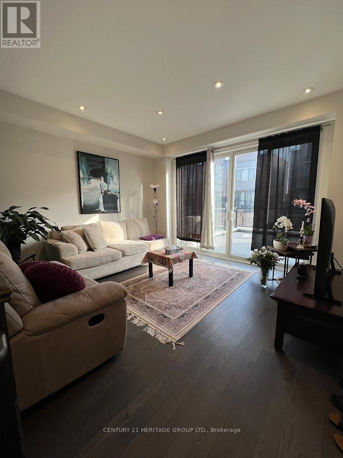 169 Salterton Circle, Vaughan, Ontario  L6A 4Z2 - Photo 10 - N12882314