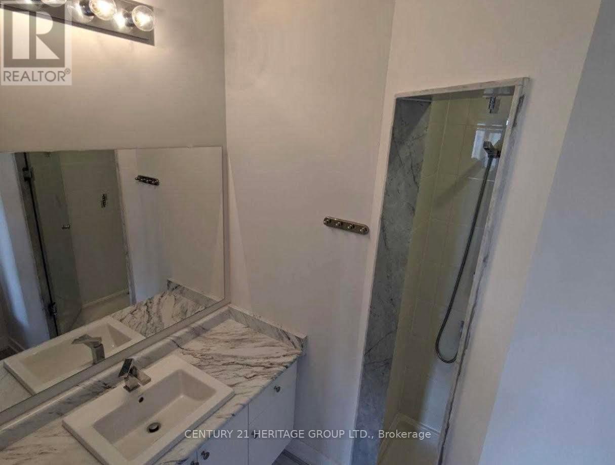 169 Salterton Circle, Vaughan, Ontario  L6A 4Z2 - Photo 15 - N12882314