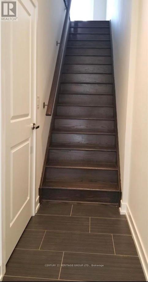 169 Salterton Circle, Vaughan, Ontario  L6A 4Z2 - Photo 2 - N12882314