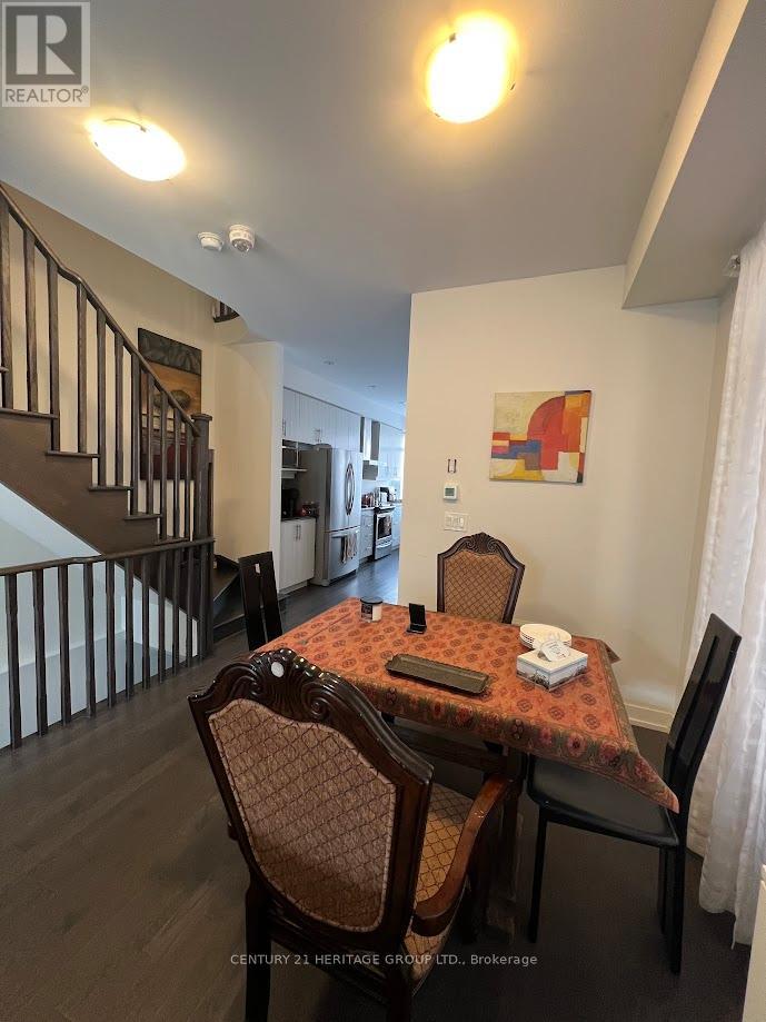 169 Salterton Circle, Vaughan, Ontario  L6A 4Z2 - Photo 5 - N12882314