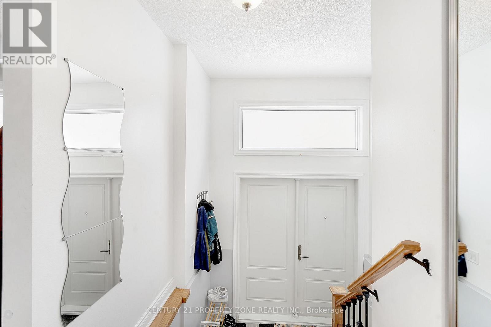 7160 Bendigo Circle, Mississauga, Ontario L5N 1Z5 - Photo 7 - W12884752