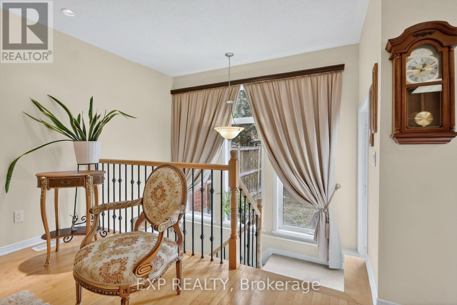 304 Goldridge Drive, Ottawa, Ontario  K2T 1L1 - Photo 17 - X12874134