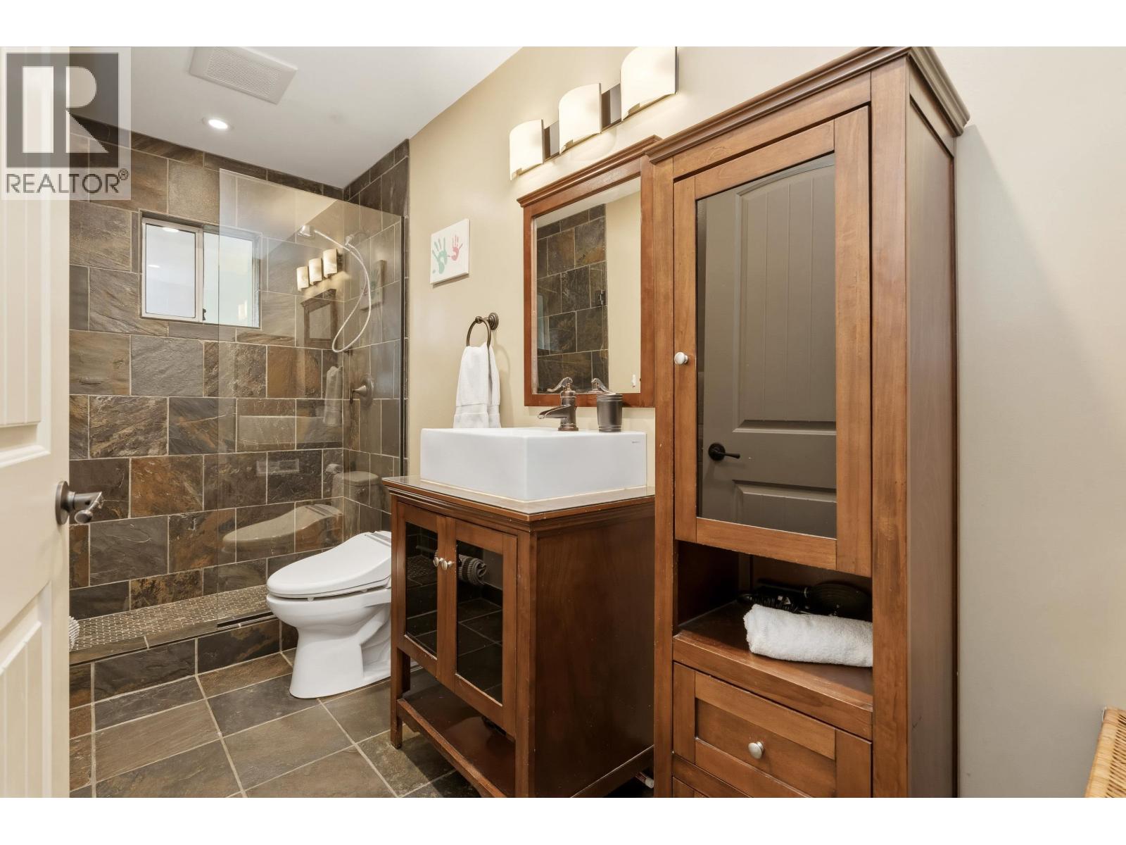 25700 116 Avenue, Maple Ridge, British Columbia  V4R 1Z6 - Photo 18 - R3099118