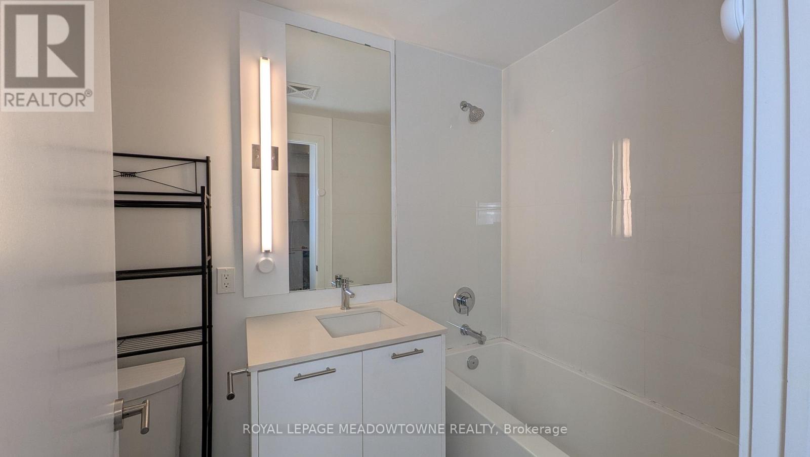 201 - 180 Veterans Drive, Brampton, Ontario  L7A 0B6 - Photo 34 - W12884700