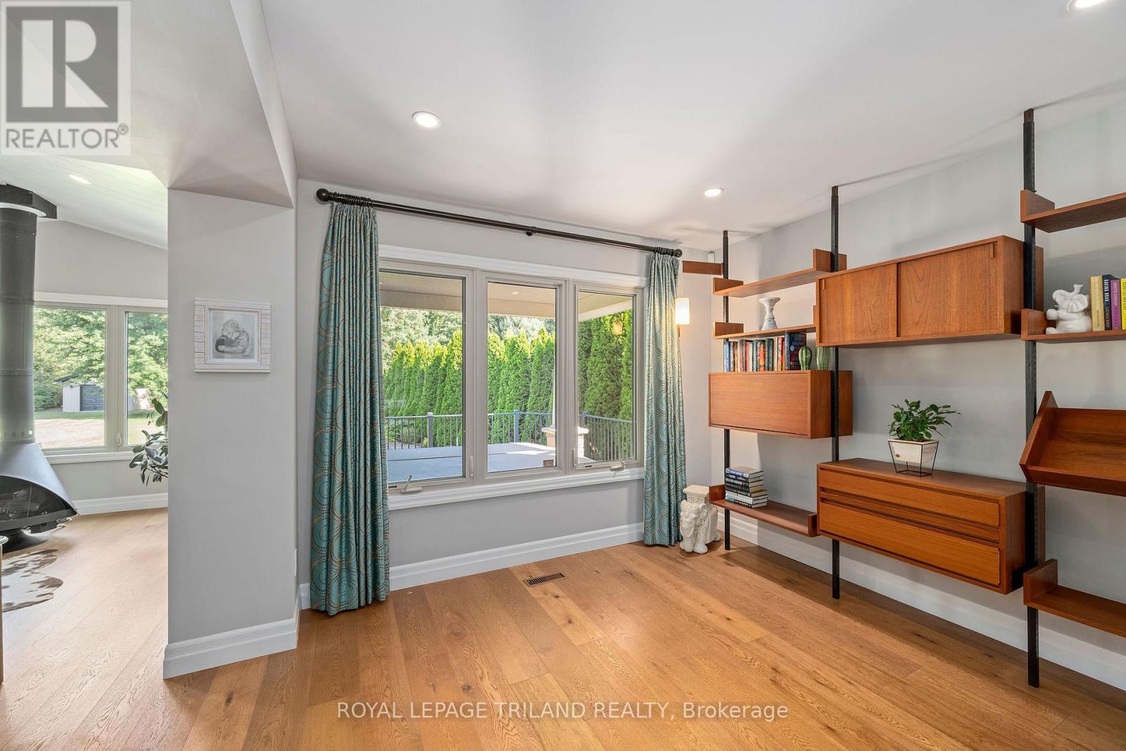 Photo 22 of 49 for 40010 Shady Lane Crescent