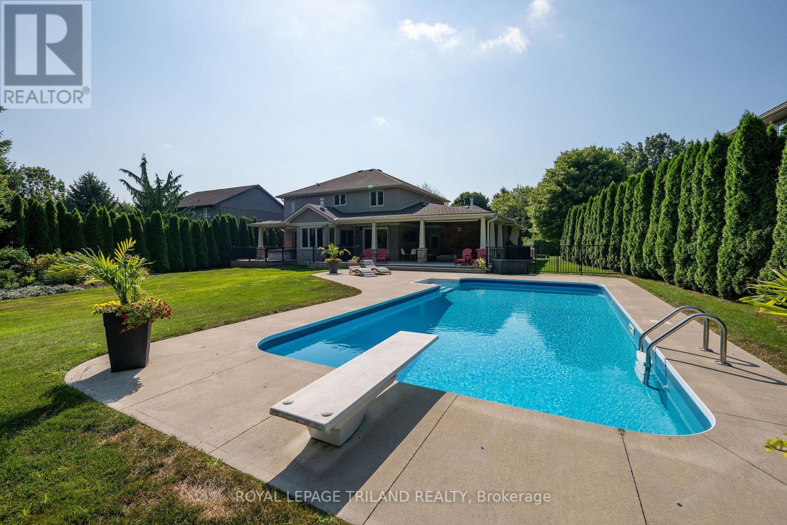 40010 Shady Lane Crescent, Southwold, Ontario  N5P 3T2 - Photo 3 - X12860416