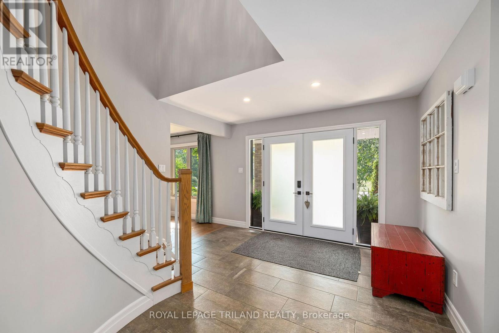 40010 Shady Lane Crescent, Southwold, Ontario  N5P 3T2 - Photo 8 - X12860416