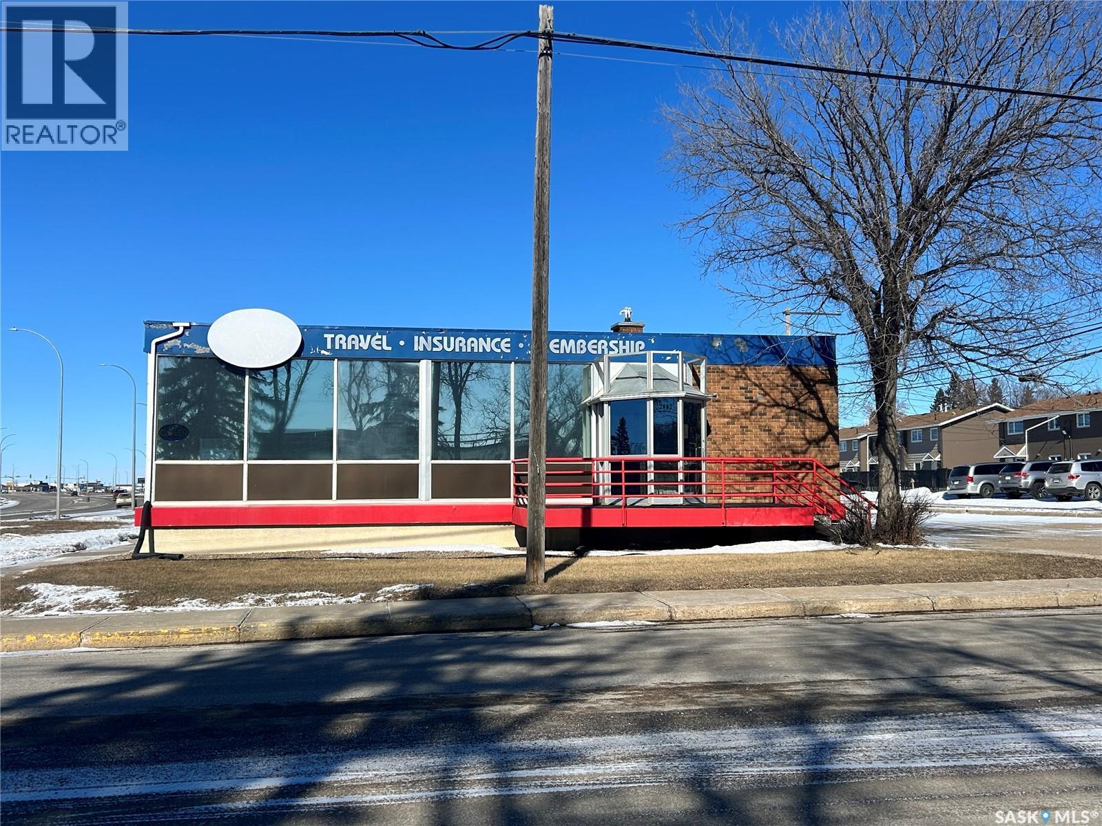 Street 2002 100th STREET, North Battleford, Saskatchewan