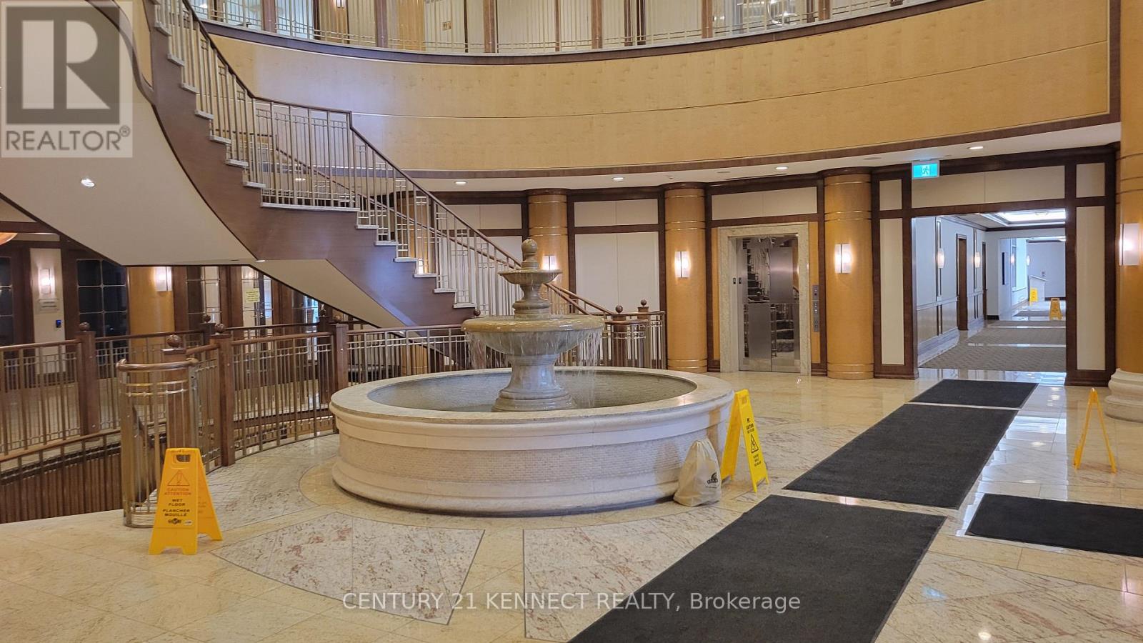 518 - 80 Harrison Garden Boulevard, Toronto, Ontario  M2N 7E3 - Photo 2 - C12884790