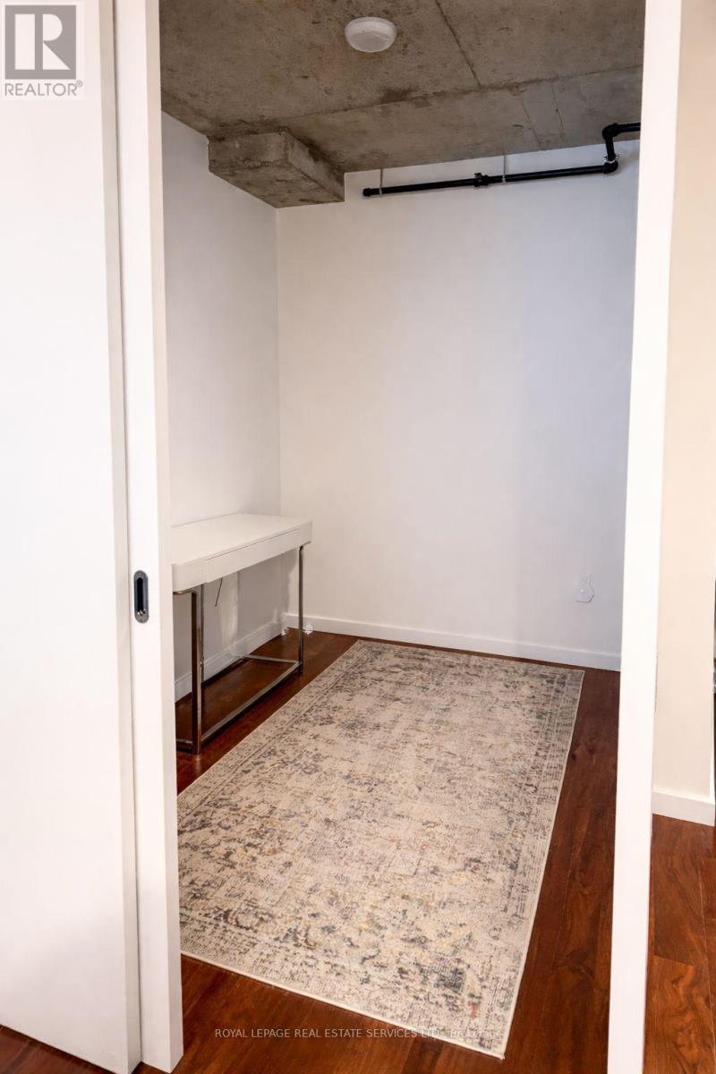 909 - 51 Trolley Crescent, Toronto, Ontario  M5A 0E9 - Photo 7 - C12884814