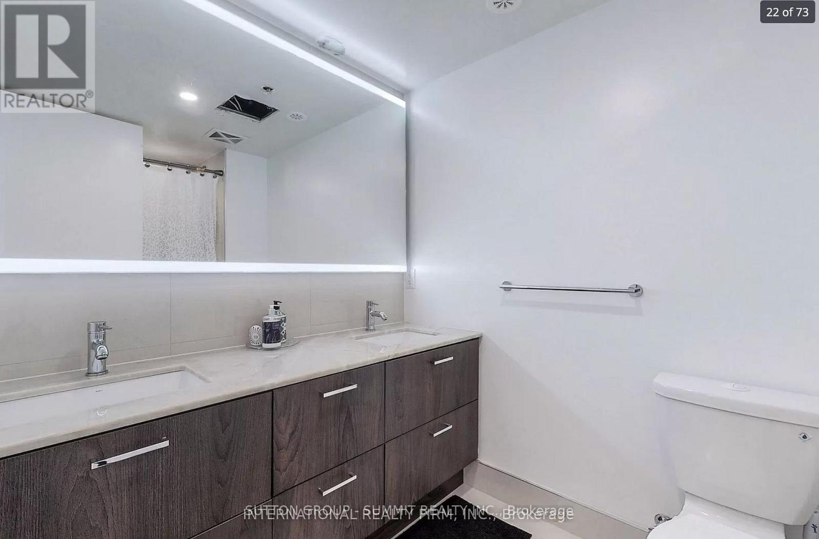 Th 5 - 1331 Queen Street N, Toronto, Ontario  M4L 0B1 - Photo 19 - E12884772