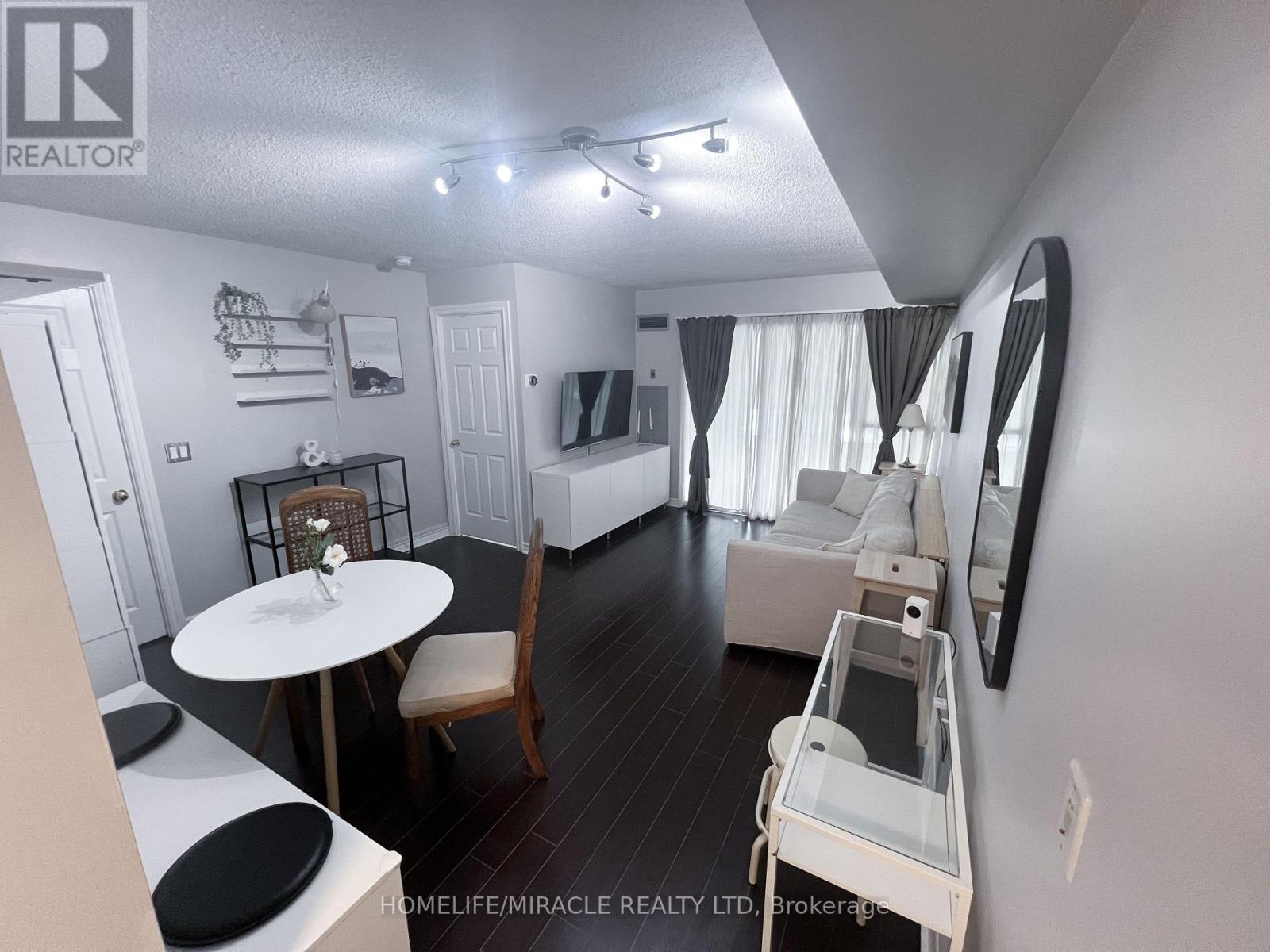 1901 - 2627 MCCOWAN ROAD, Toronto, Ontario