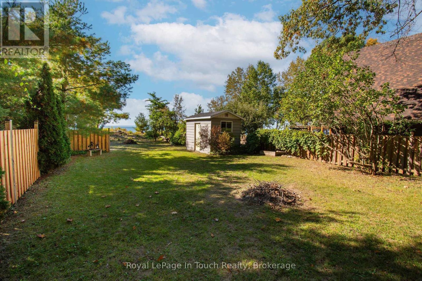 64 Wahnekewening Drive, Tiny, Ontario  L0L 2J0 - Photo 11 - S12884780