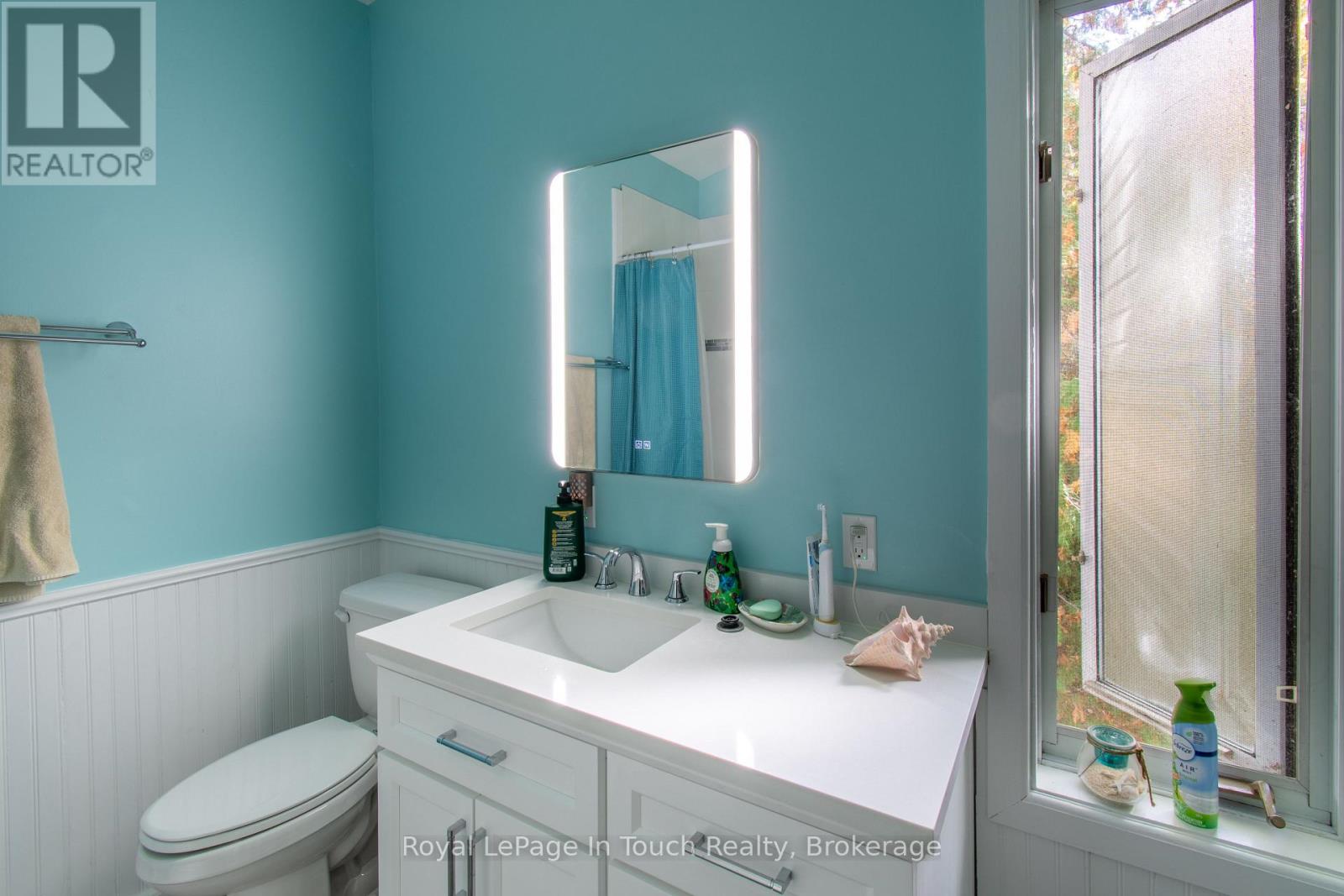 64 Wahnekewening Drive, Tiny, Ontario  L0L 2J0 - Photo 24 - S12884780