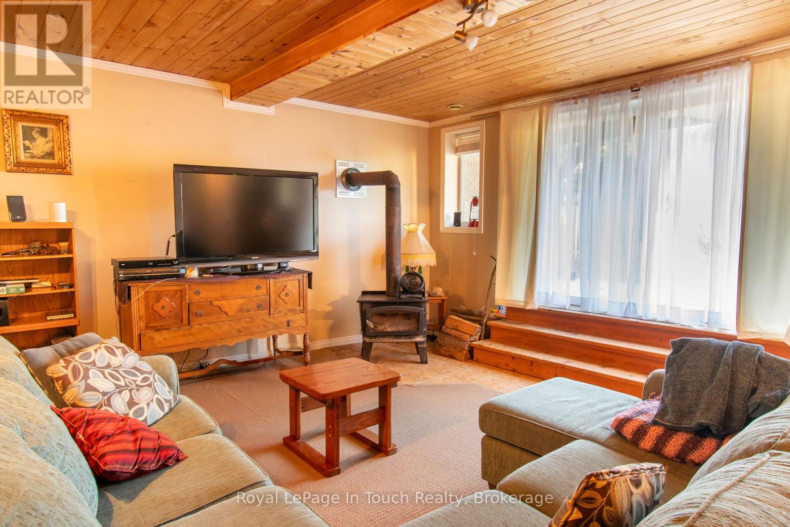 64 Wahnekewening Drive, Tiny, Ontario  L0L 2J0 - Photo 31 - S12884780