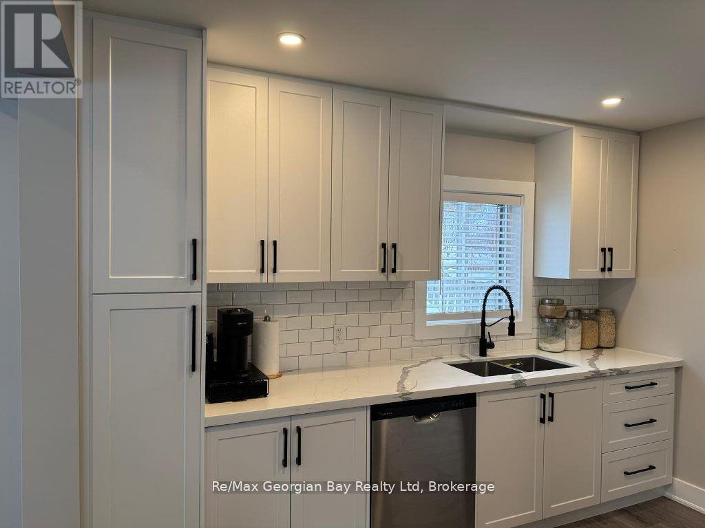 334 Rose Crescent, Midland, Ontario  L4R 5C1 - Photo 9 - S12884808