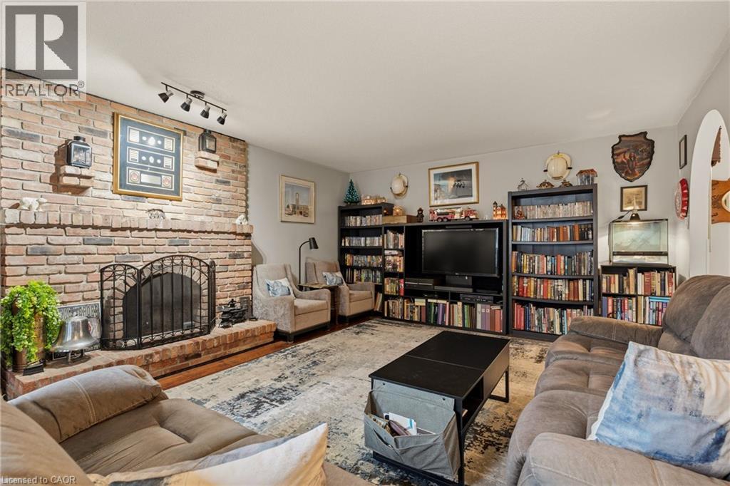 27 Jerome Park Drive, Hamilton, Ontario L9H 6G9 - Photo 10 - 40812145