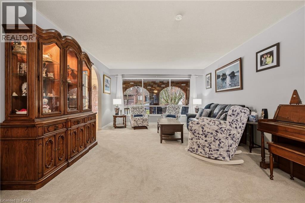 27 Jerome Park Drive, Hamilton, Ontario L9H 6G9 - Photo 17 - 40812145