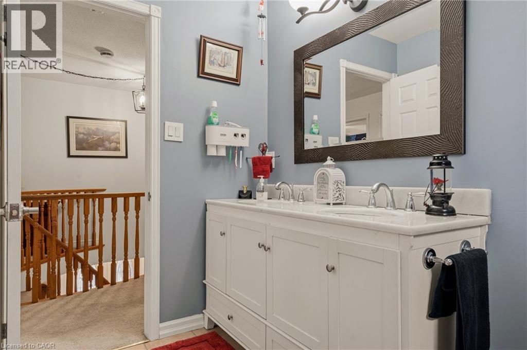 27 Jerome Park Drive, Hamilton, Ontario L9H 6G9 - Photo 26 - 40812145