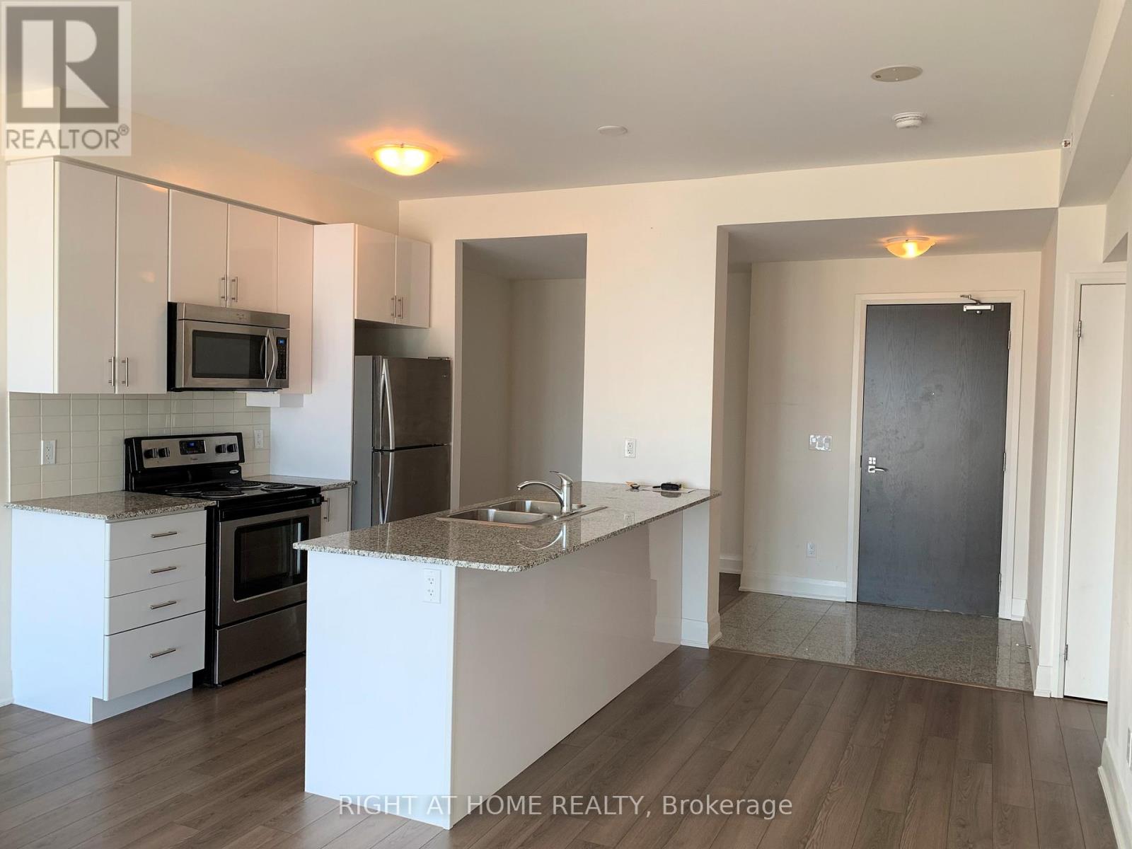 3001 - 2900 Highway 7 Road, Vaughan, Ontario  L4K 0G3 - Photo 12 - N12884768