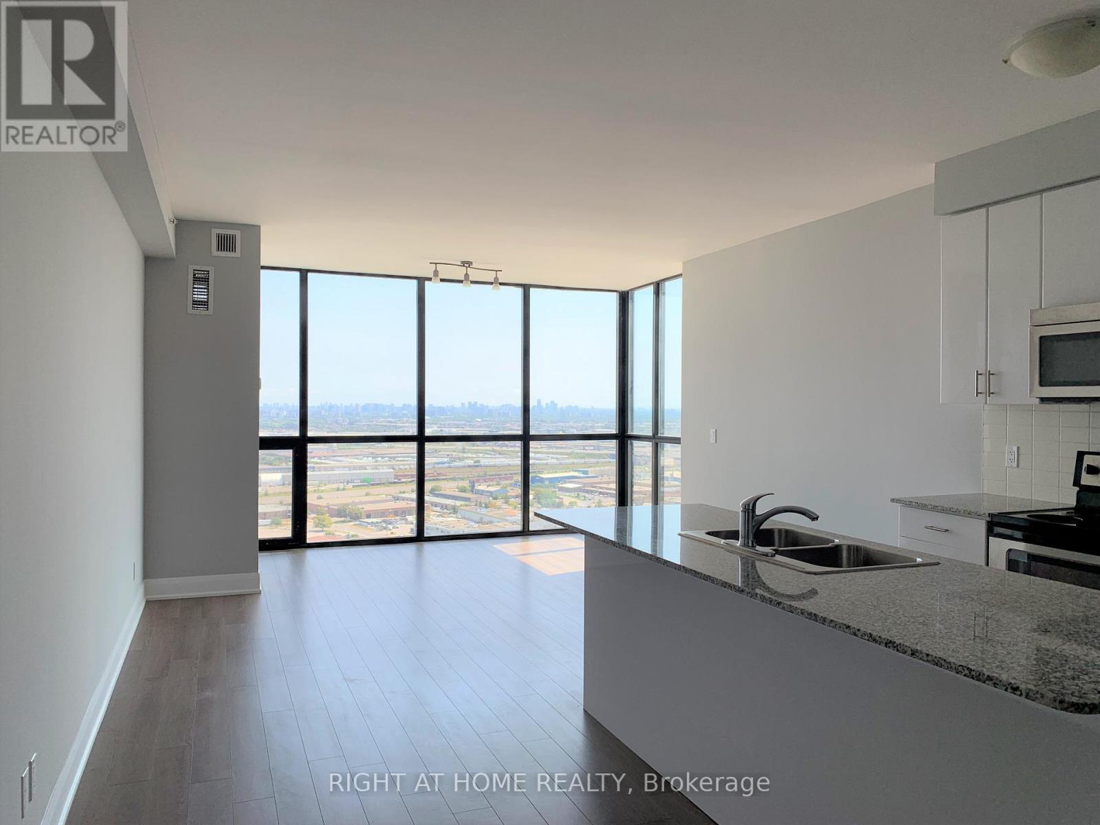 3001 - 2900 Highway 7 Road, Vaughan, Ontario  L4K 0G3 - Photo 7 - N12884768