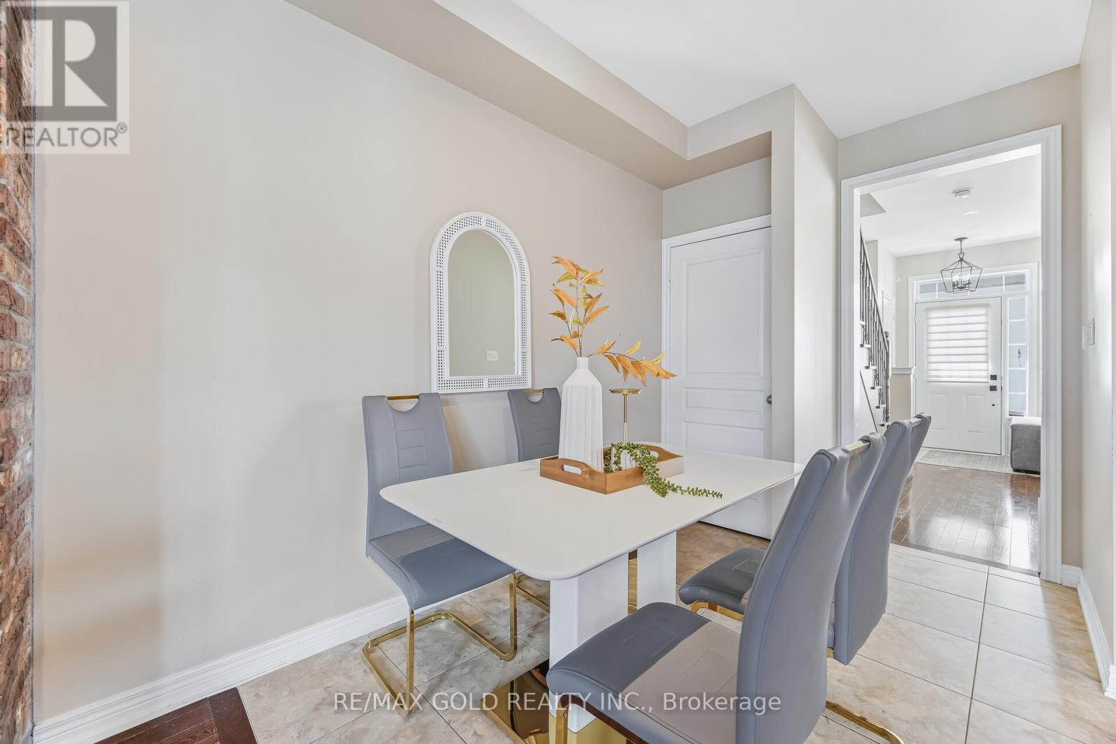 201 Barons Street, Vaughan (Kleinburg), Ontario  L4H 3Y8 - Photo 15 - N12884774