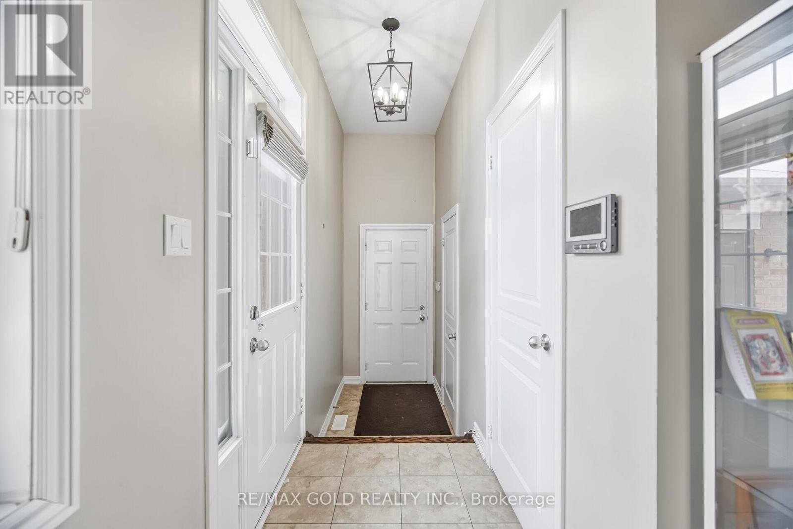 201 Barons Street, Vaughan (Kleinburg), Ontario  L4H 3Y8 - Photo 27 - N12884774