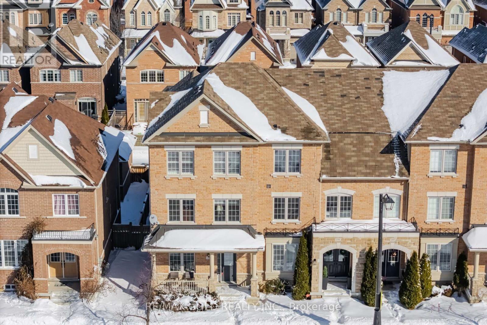 201 Barons Street, Vaughan (Kleinburg), Ontario  L4H 3Y8 - Photo 3 - N12884774