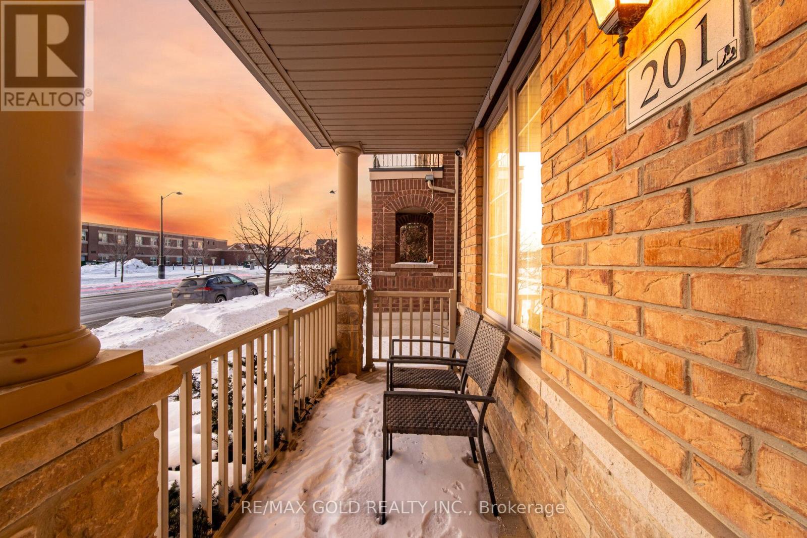 201 Barons Street, Vaughan (Kleinburg), Ontario  L4H 3Y8 - Photo 7 - N12884774