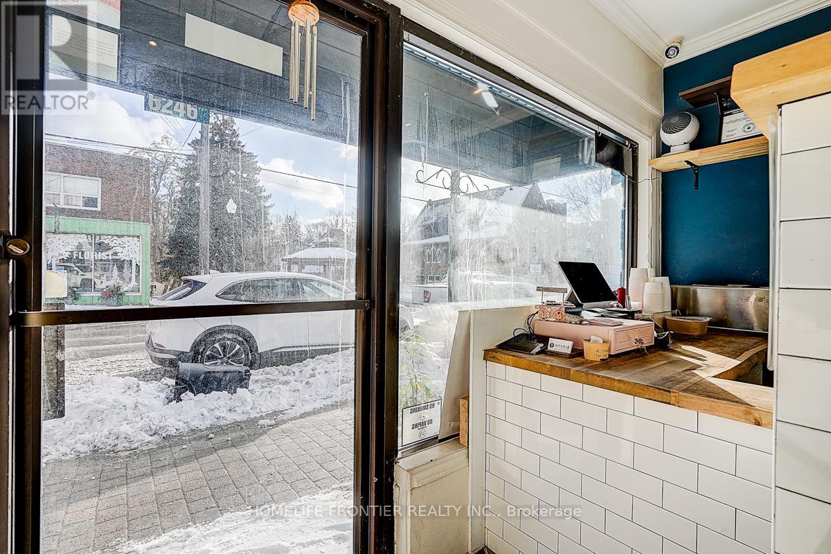 6246 Main Street, Whitchurch-Stouffville, Ontario  L4A 1E2 - Photo 10 - N12884796