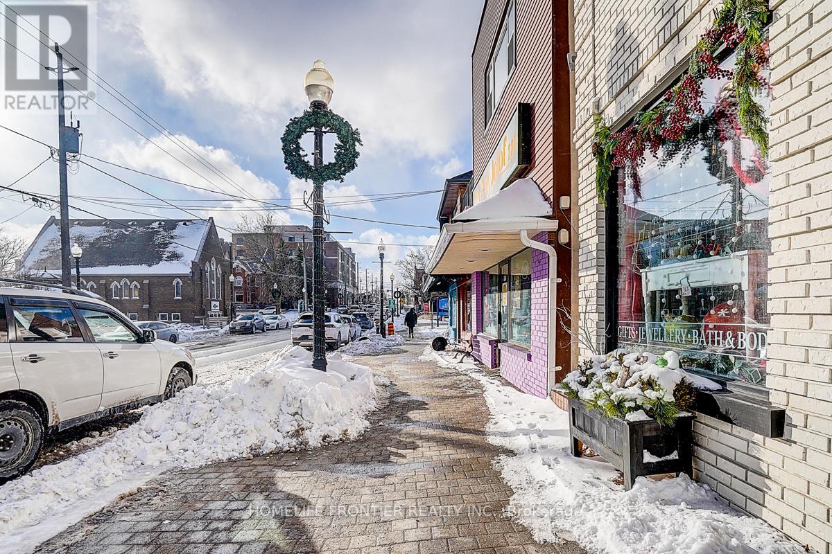 6246 Main Street, Whitchurch-Stouffville, Ontario  L4A 1E2 - Photo 12 - N12884796