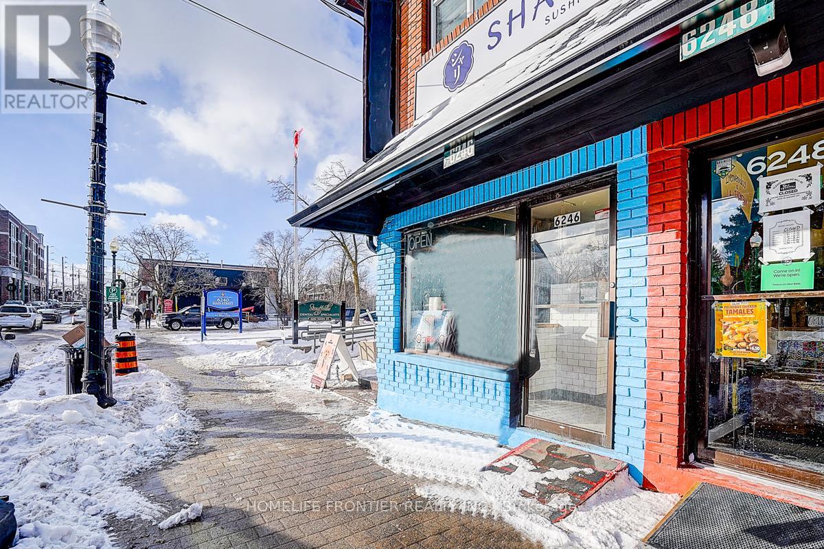 6246 Main Street, Whitchurch-Stouffville, Ontario  L4A 1E2 - Photo 2 - N12884796