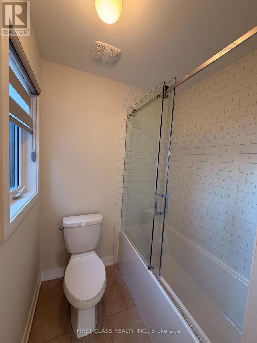 1 Peace Lane, Richmond Hill, Ontario  L4B 0J4 - Photo 37 - N12856868