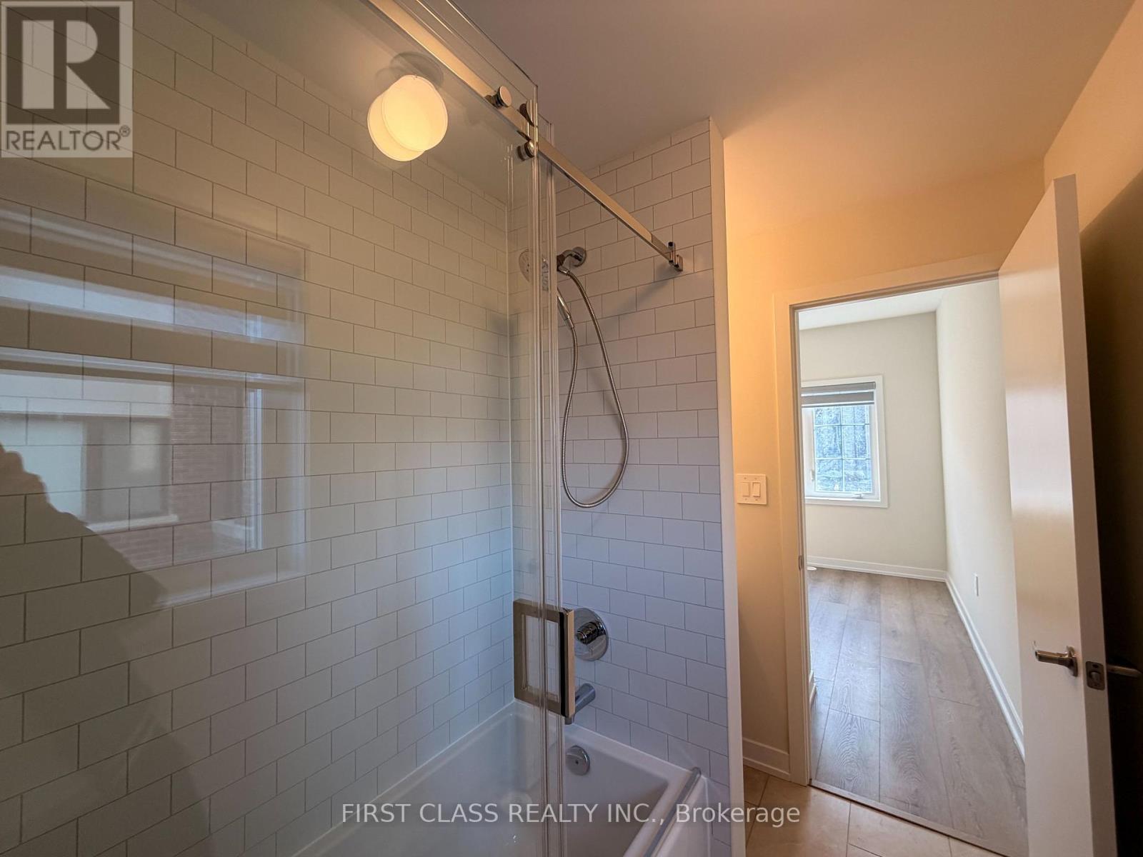 1 Peace Lane, Richmond Hill, Ontario  L4B 0J4 - Photo 35 - N12856868