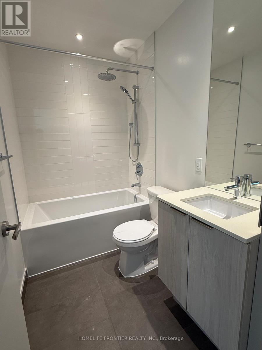 2901 - 448 Burnhamthorpe Road W, Mississauga (City Centre), Ontario  L5B 4M6 - Photo 8 - W12884784