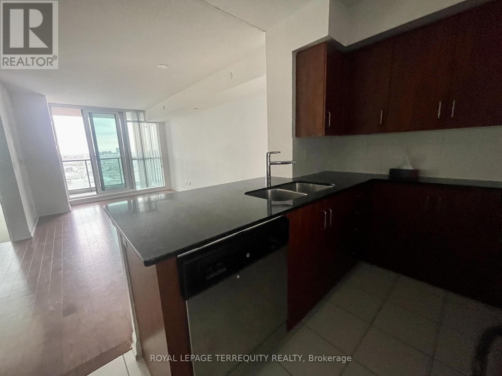 1904 - 205 Sherway Gardens Road, Toronto, Ontario  M9C 0A5 - Photo 5 - W12884800