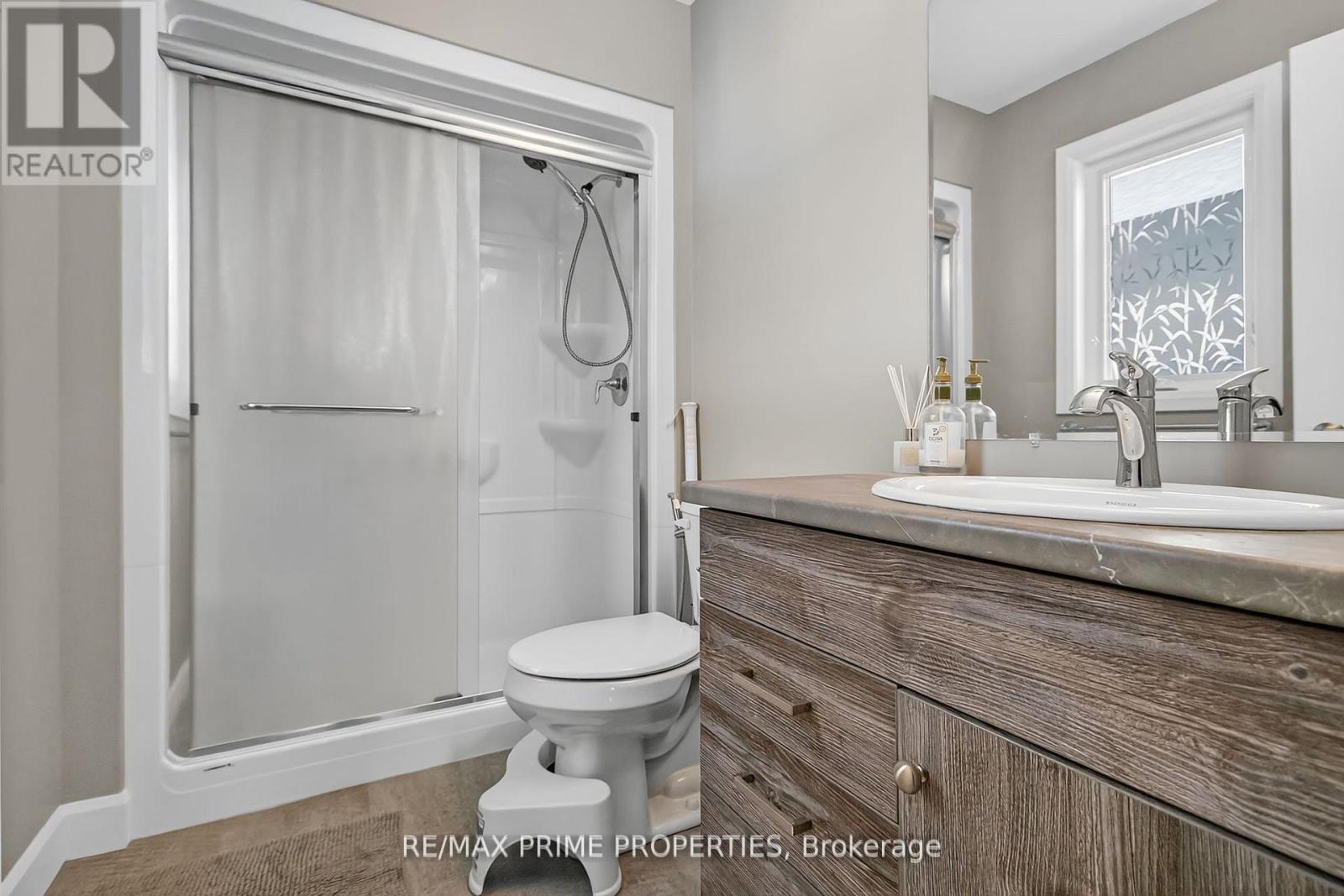 110 Moonstone Crescent, Chatham-Kent, Ontario  N7M 0S2 - Photo 21 - X12884770