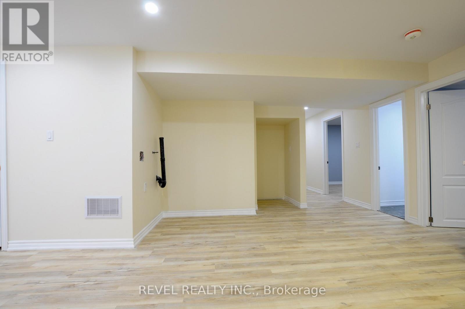 Lower - 412 Olde Village Lane, Shelburne, Ontario  L9V 3A4 - Photo 6 - X12884786