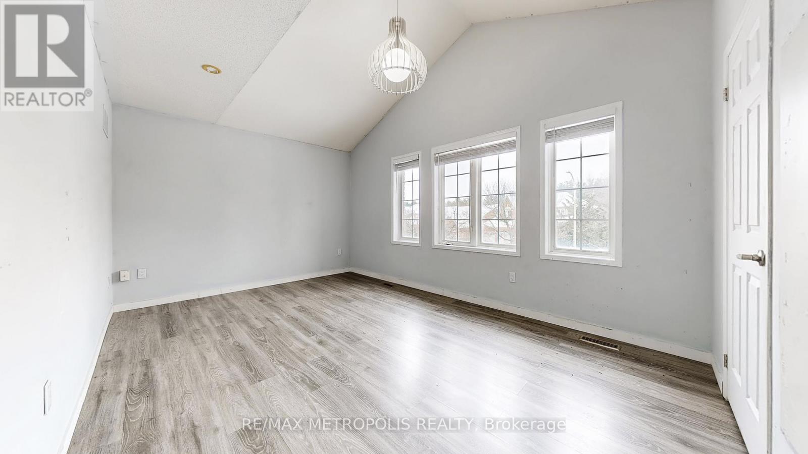 183 Valmont Court, Hamilton, Ontario  L9G 5A1 - Photo 30 - X12884824