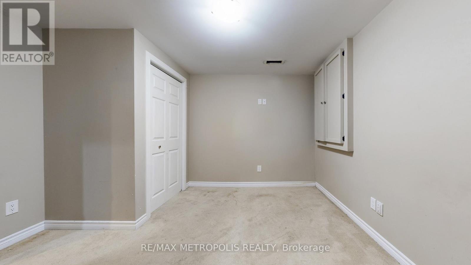 183 Valmont Court, Hamilton, Ontario  L9G 5A1 - Photo 44 - X12884824