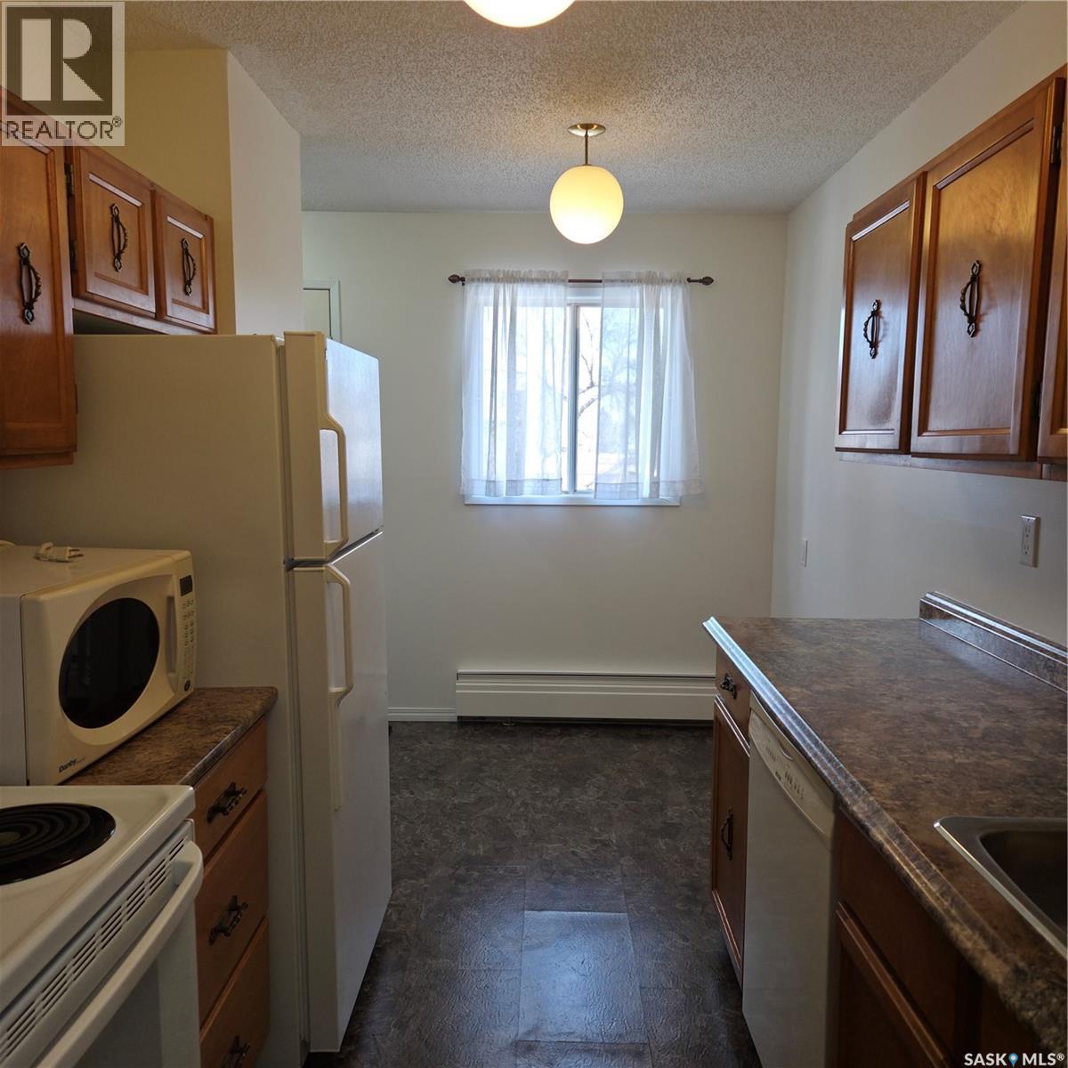 206c 1350 Gordon Road, Moose Jaw, Saskatchewan  S6H 7R9 - Photo 10 - SK030471
