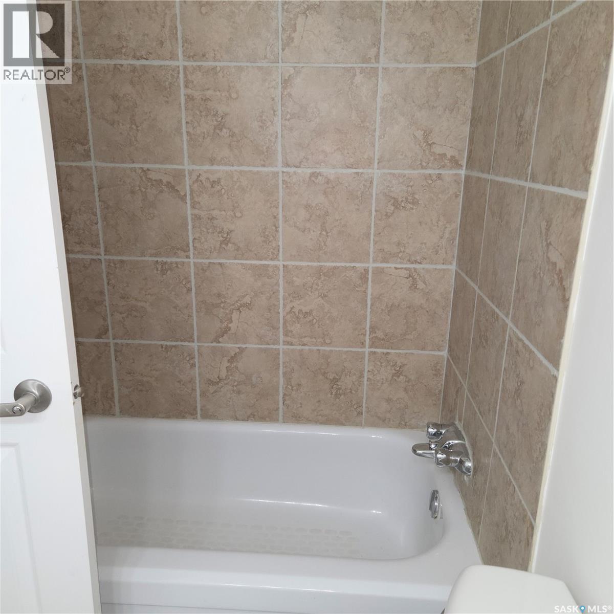 206c 1350 Gordon Road, Moose Jaw, Saskatchewan  S6H 7R9 - Photo 22 - SK030471