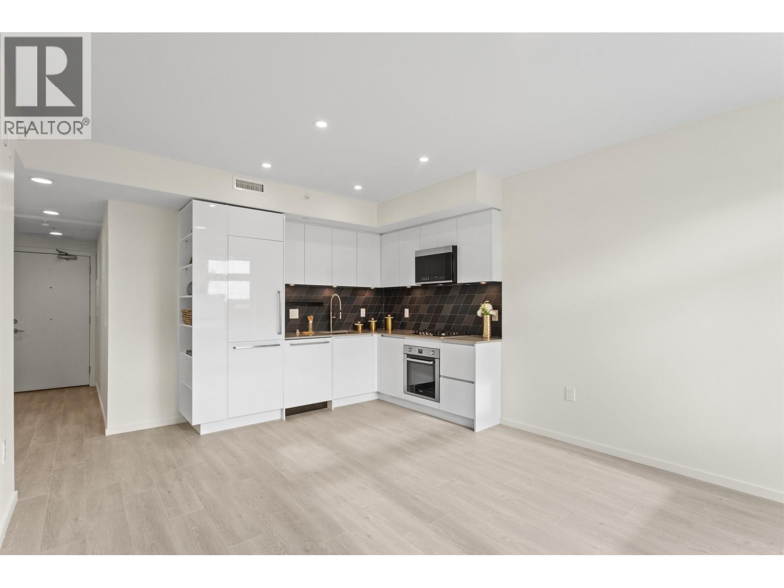 306 3264 Vanness Avenue, Vancouver, British Columbia  V5R 0L5 - Photo 6 - R3099137